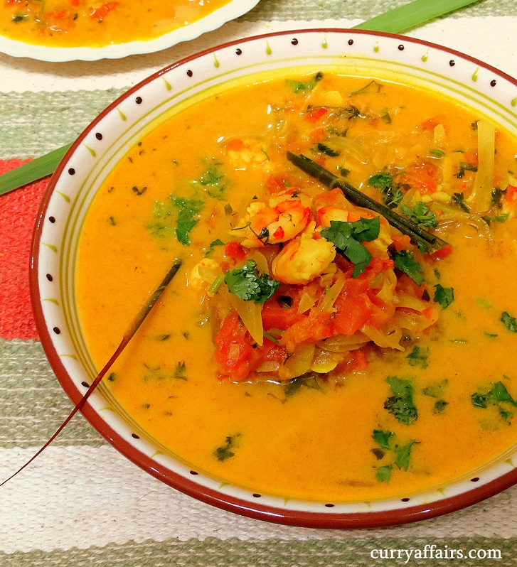 Prawn curry in Coconut Milk with lemon grass flavor